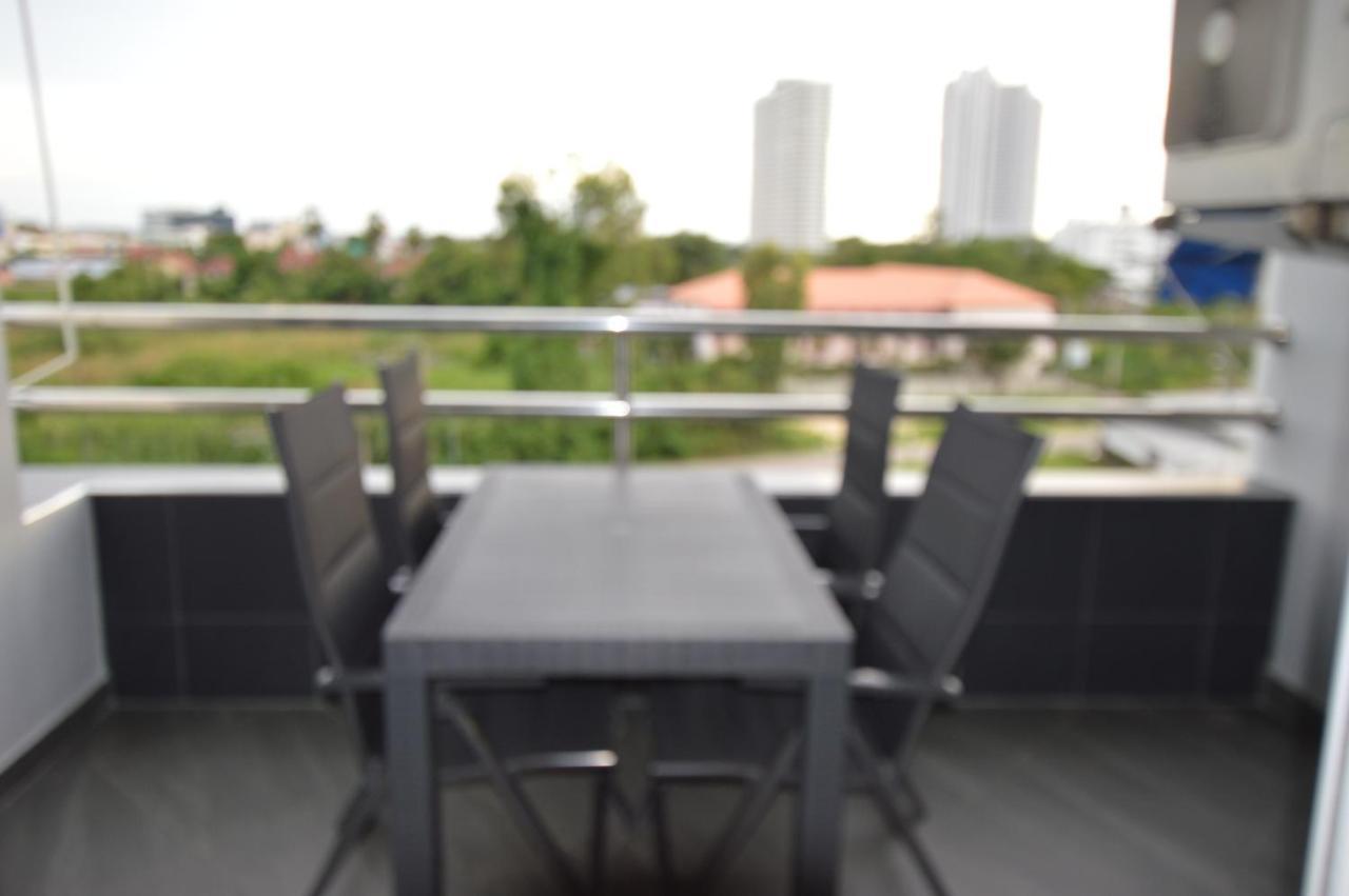Villa Germania Jomtien Beach Eksteriør billede