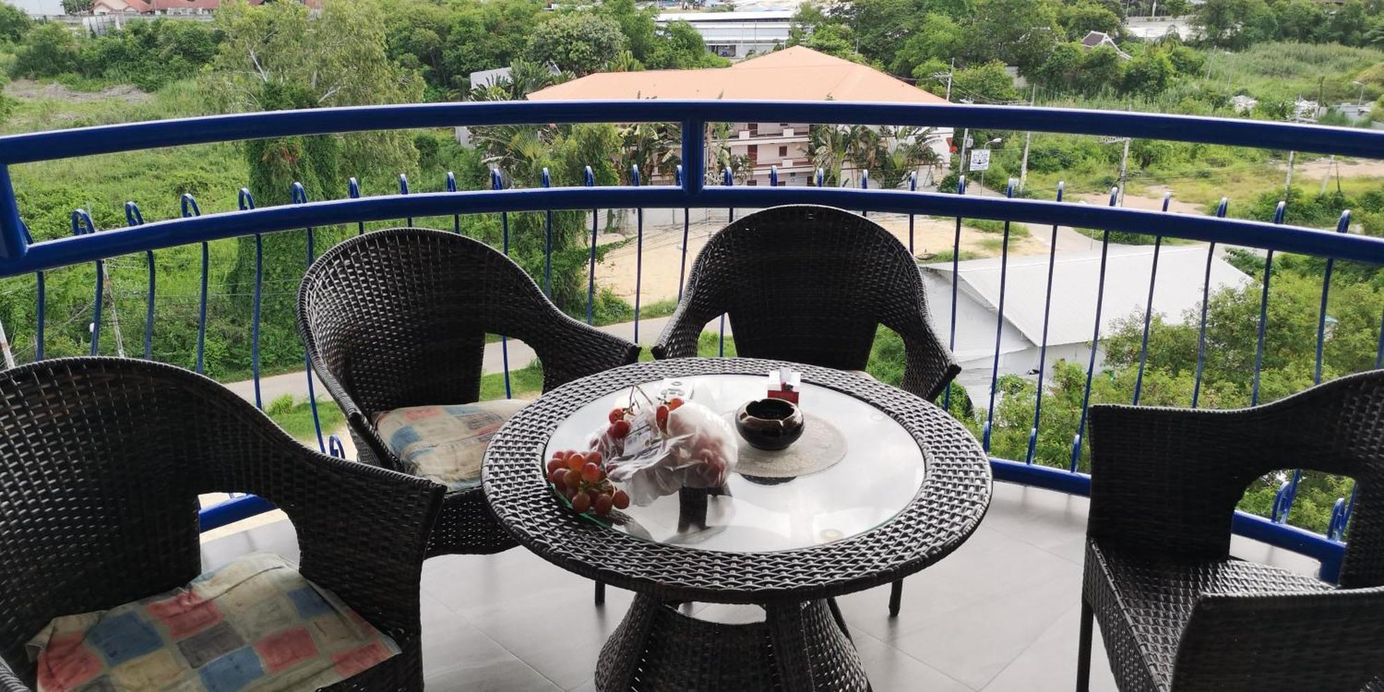 Villa Germania Jomtien Beach Eksteriør billede